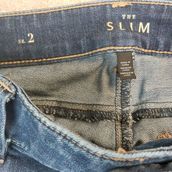 White House Black Market Womens Size 2 R The Slim Dark/Med Wash Blue Jeans - Picture 5 of 9